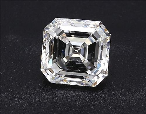 7.03ct I SI2 Rare Carat Ideal Cut Oval Diamond