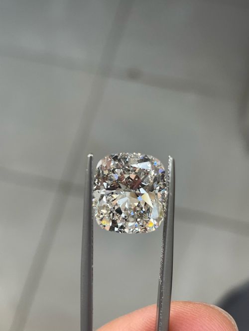 6.19ct I SI2 Very Good Cut Cushion Diamond