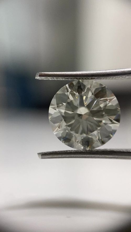 4.01ct K VS2 Rare Carat Ideal Cut Round Diamond