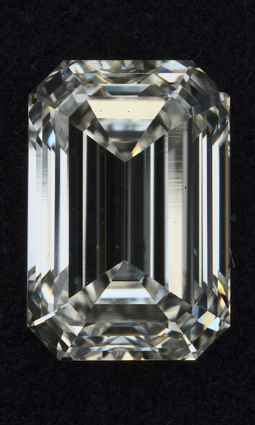 2.01ct J VS2 Excellent Cut Emerald Lab Grown Diamond