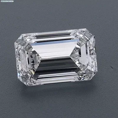 2.20ct G VS2 Rare Carat Ideal Cut Emerald Diamond