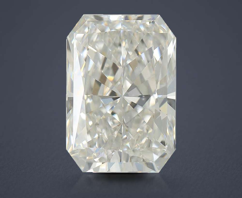 5.77ct F VVS2 Rare Carat Ideal Cut Radiant Lab Grown Diamond