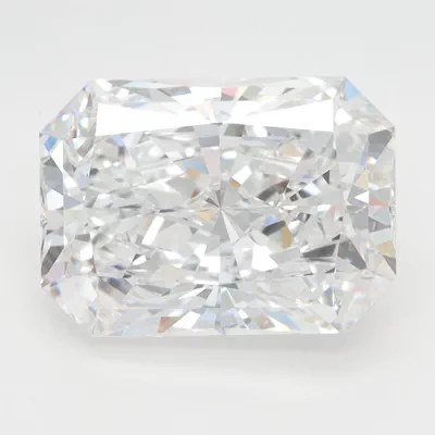 4.07ct D VVS2 Rare Carat Ideal Cut Radiant Lab Grown Diamond