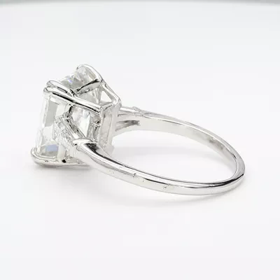 7.51ct J VS2 Very Good Cut Emerald Diamond