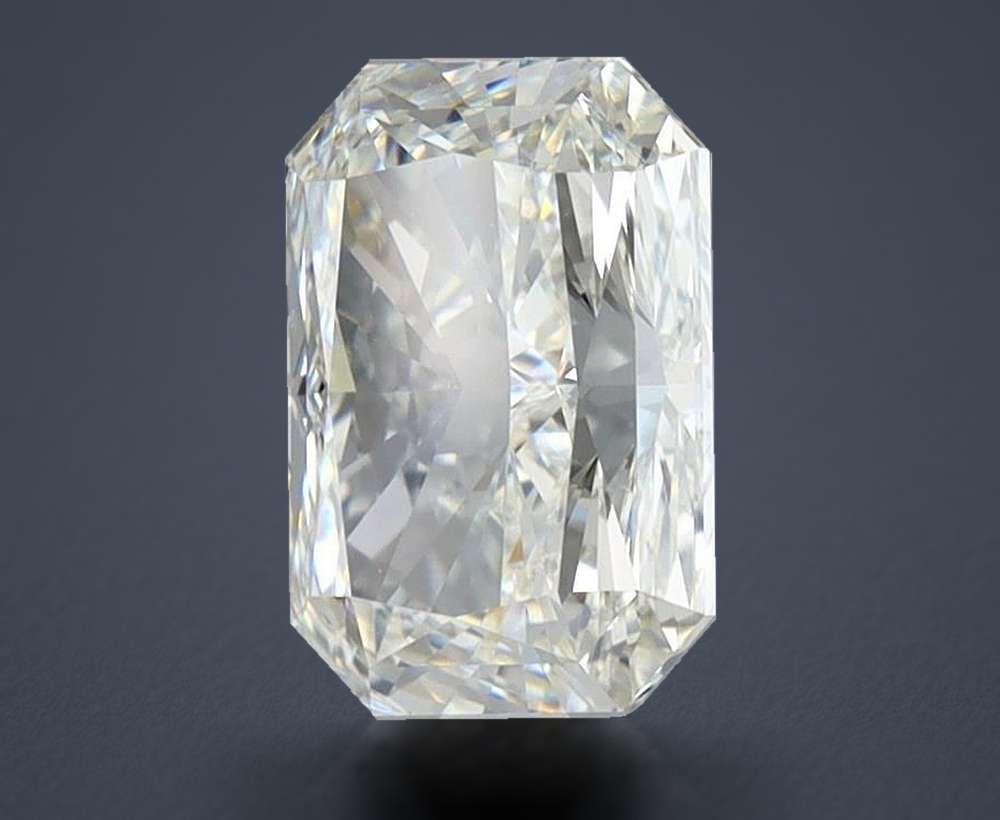 3.01ct I SI1 Very Good Cut Radiant Diamond
