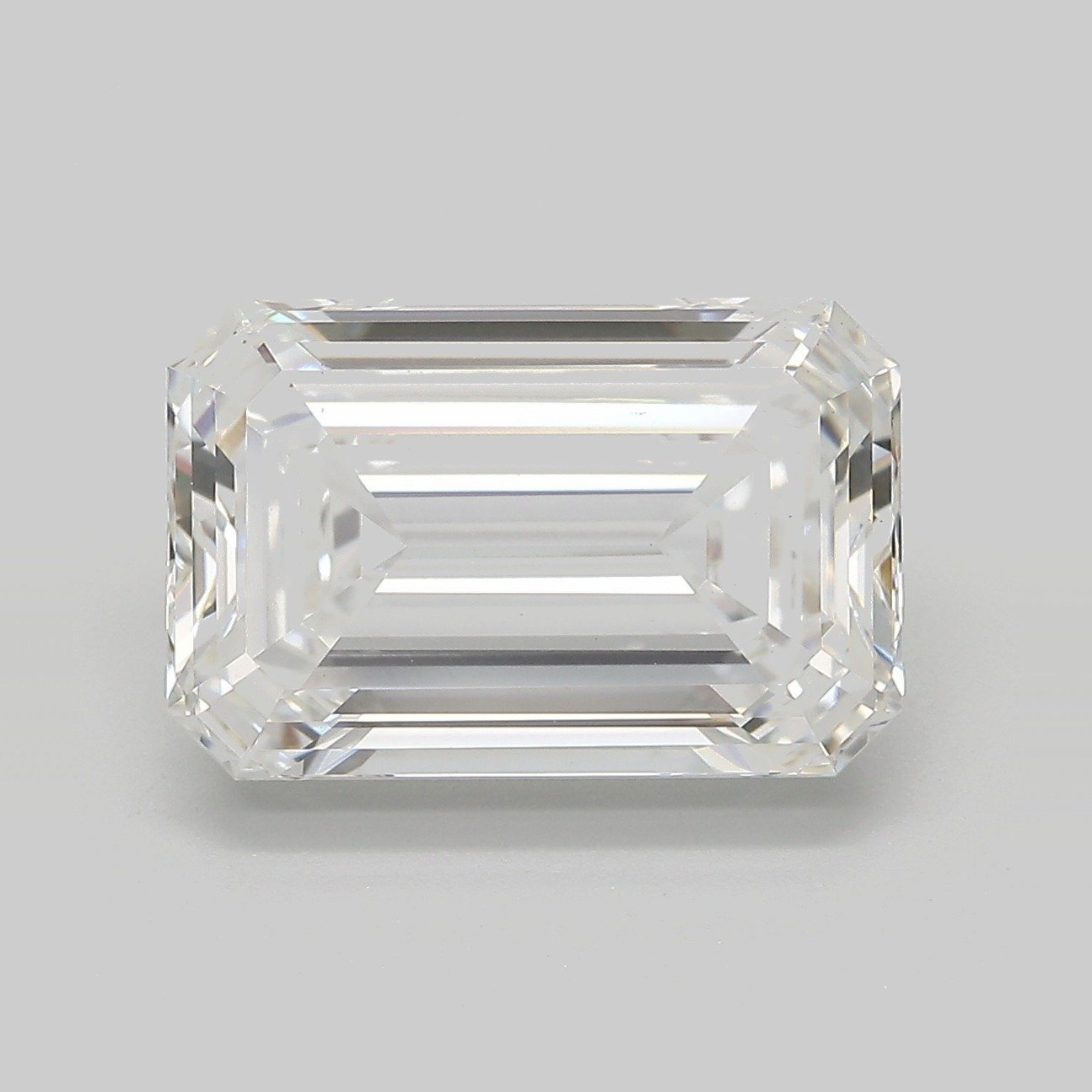 7.48ct E VS1 Very Good Cut Emerald Lab Grown Diamond