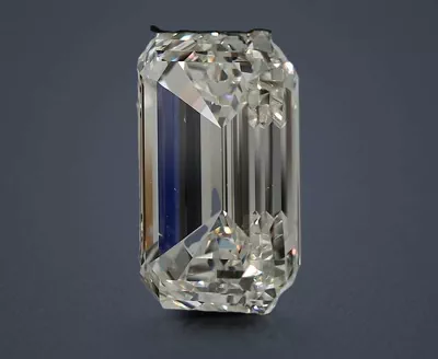 7.01ct K VS1 Excellent Cut Emerald Diamond