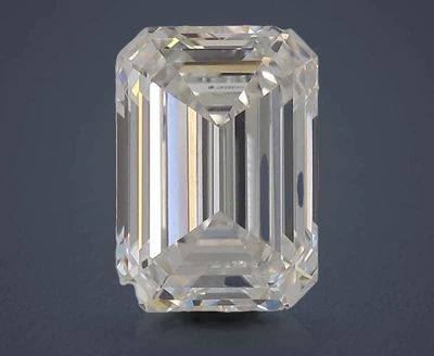 1.34ct E VVS2 Rare Carat Ideal Cut Emerald Lab Grown Diamond