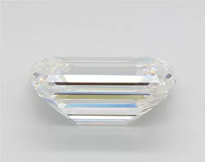 2.01ct G VVS2 Rare Carat Ideal Cut Emerald Lab Grown Diamond