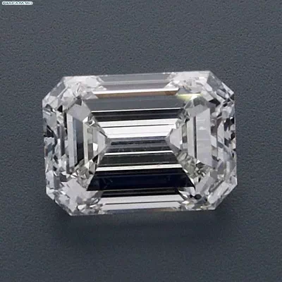 2.51ct I VVS1 Very Good Cut Emerald Diamond