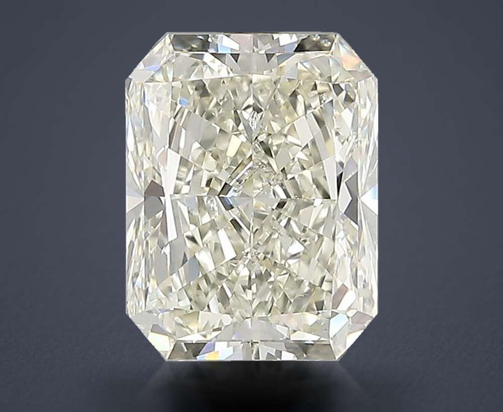 3.08ct K SI2 Rare Carat Ideal Cut Radiant Diamond