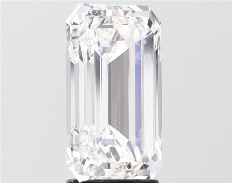 4.04ct F VVS2 Rare Carat Ideal Cut Emerald Lab Grown Diamond