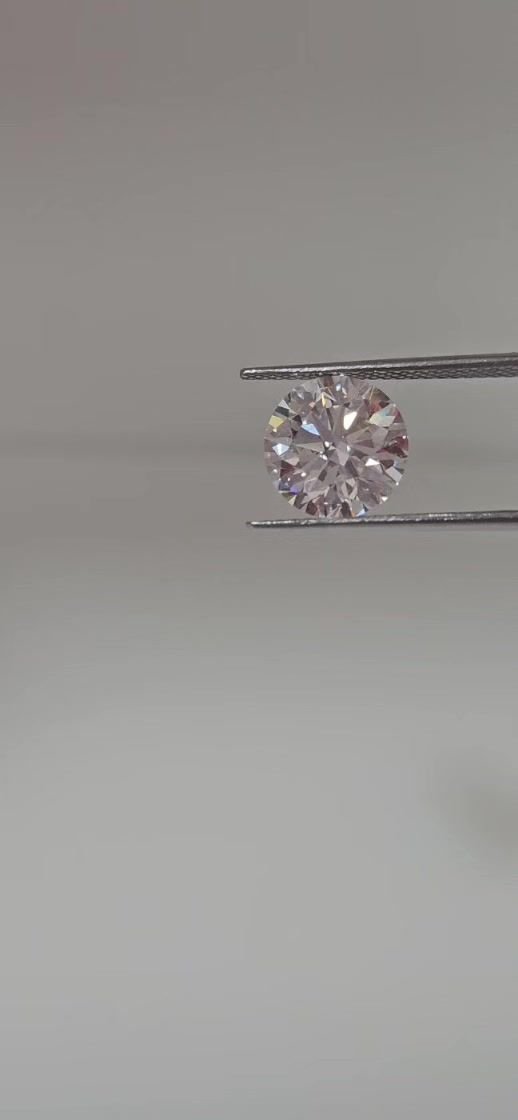 2.73ct I SI1 Rare Carat Ideal Cut Round Diamond