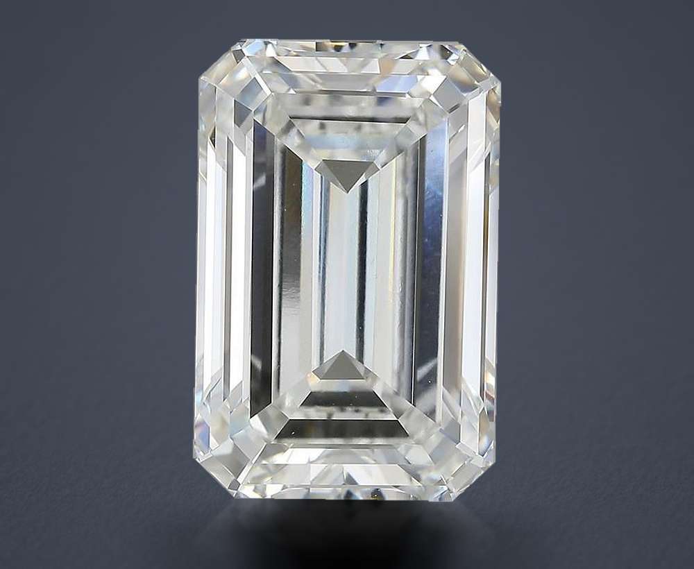15.10ct G VVS2 Rare Carat Ideal Cut Emerald Lab Grown Diamond