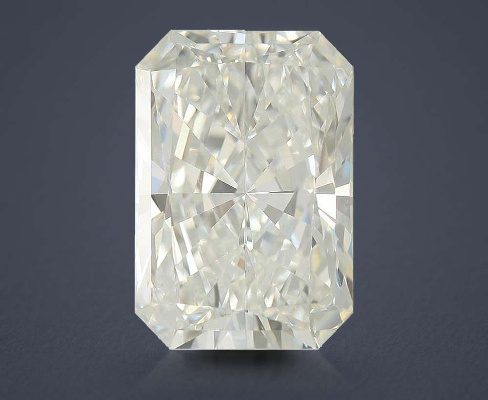 4.77ct F VVS2 Rare Carat Ideal Cut Radiant Lab Grown Diamond