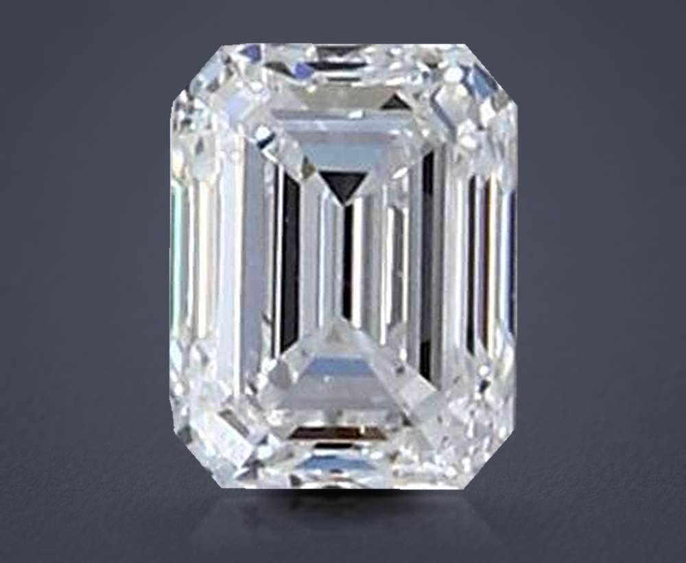 0.37ct F VS2 Very Good Cut Emerald Diamond