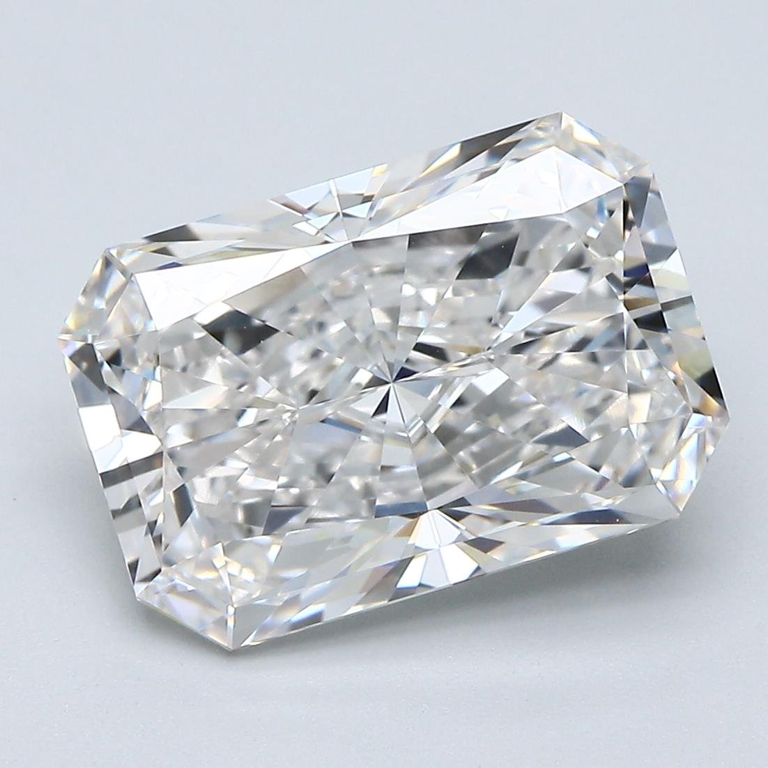 6.01ct G VVS2 Rare Carat Ideal Cut Radiant Diamond