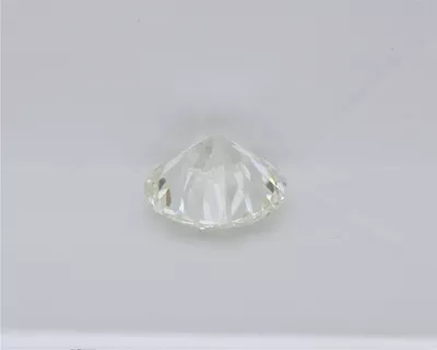 5.53ct I SI2 Rare Carat Ideal Cut Round Diamond