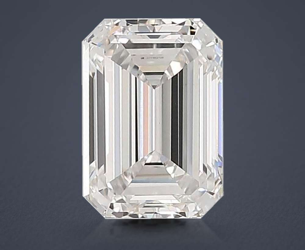 3.01ct G VVS2 Rare Carat Ideal Cut Emerald Lab Grown Diamond