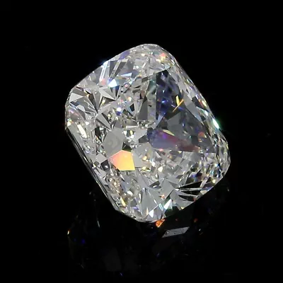 4.52ct K SI1 Rare Carat Ideal Cut Cushion Diamond