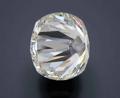 3.73ct H VS2 Rare Carat Ideal Cut Round Lab Grown Diamond