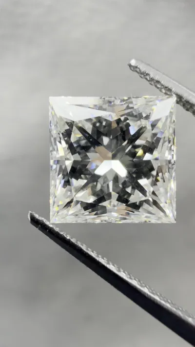 4.01ct I VS2 Rare Carat Ideal Cut Princess Diamond