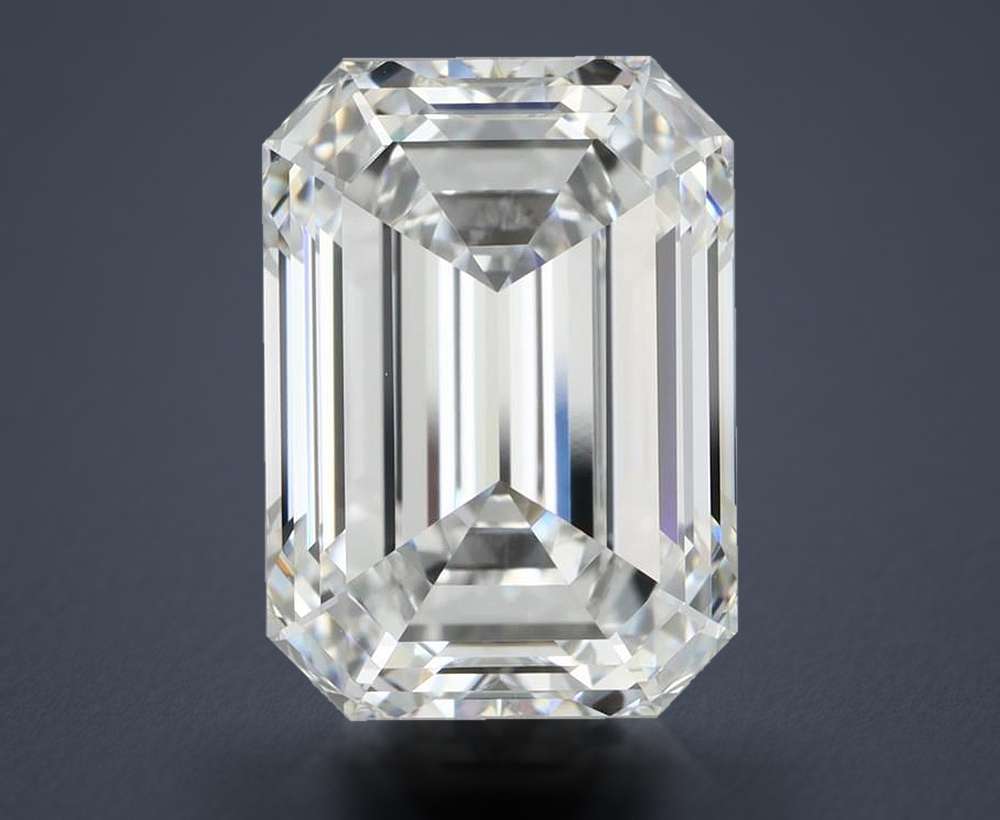 8.12ct F VVS2 Rare Carat Ideal Cut Emerald Diamond