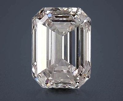 0.90ct I VS2 Rare Carat Ideal Cut Emerald Diamond