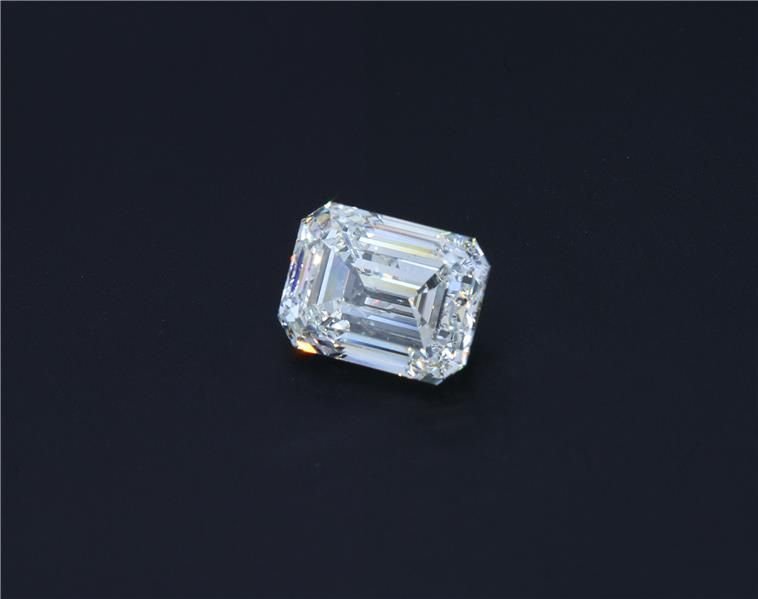 3.53ct I VS2 Very Good Cut Emerald Diamond