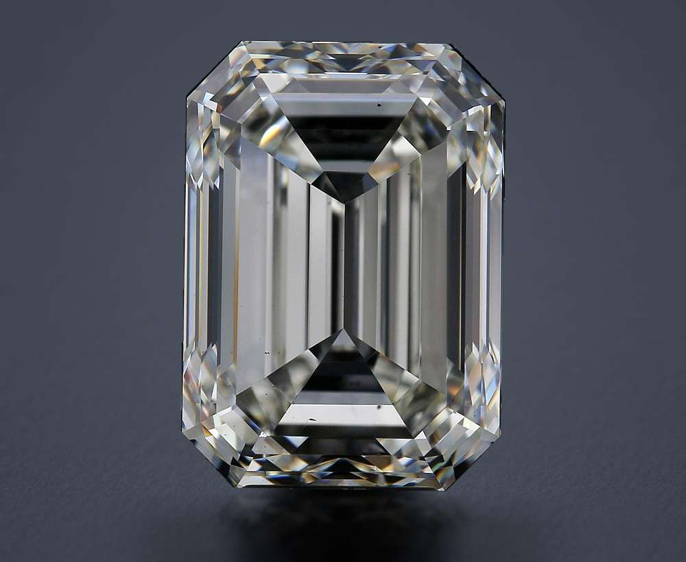 7.02ct K VS2 Rare Carat Ideal Cut Emerald Diamond