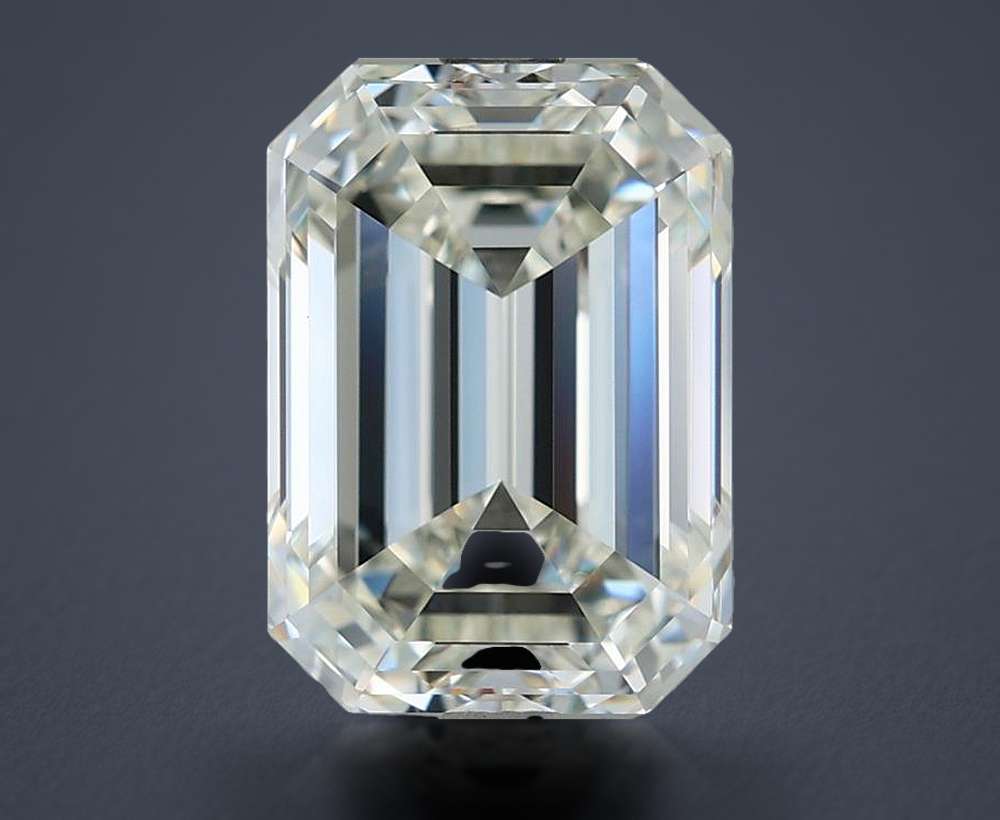 5.03ct I VVS2 Very Good Cut Emerald Diamond