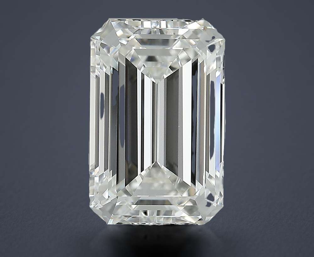 5.08ct H VVS1 Rare Carat Ideal Cut Emerald Diamond