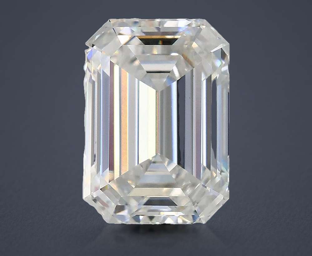 3.08ct E VS1 Rare Carat Ideal Cut Emerald Lab Grown Diamond