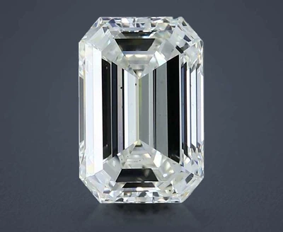 4.28ct I SI1 Rare Carat Ideal Cut Emerald Diamond