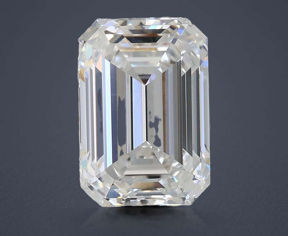 3.08ct E VS1 Rare Carat Ideal Cut Emerald Lab Grown Diamond