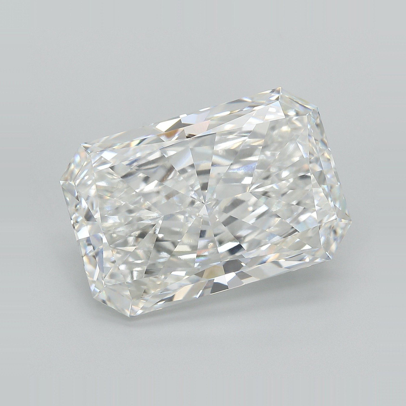 13.99ct F VVS2 Very Good Cut Radiant Lab Grown Diamond