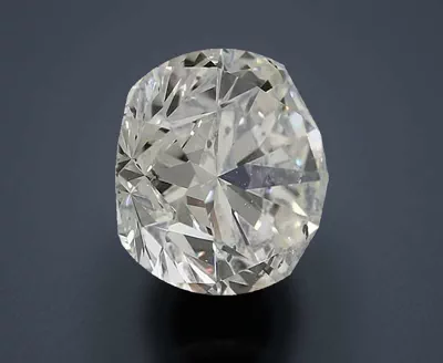 5.01ct I SI2 Rare Carat Ideal Cut Round Diamond