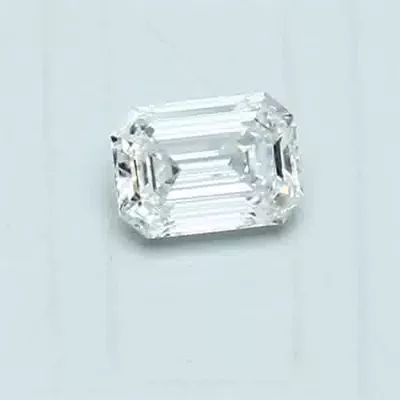 0.37ct E VVS2 Excellent Cut Emerald Diamond