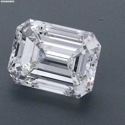 4.01ct E VS2 Very Good Cut Emerald Diamond