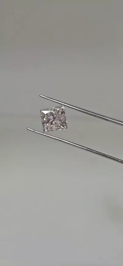 2.26ct J VS2 Rare Carat Ideal Cut Princess Diamond