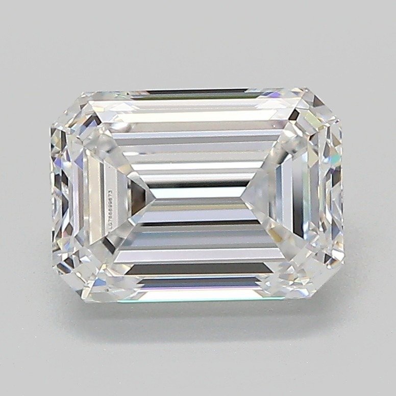 2.01ct D VS1 Excellent Cut Emerald Lab Grown Diamond