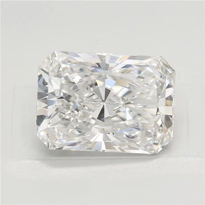 4.58ct F VS1 Rare Carat Ideal Cut Radiant Lab Grown Diamond