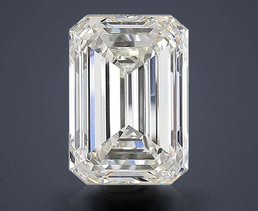 18.54ct G VVS2 Rare Carat Ideal Cut Emerald Lab Grown Diamond