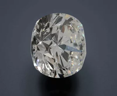7.01ct H SI2 Rare Carat Ideal Cut Round Diamond