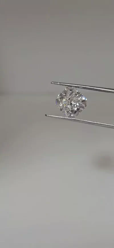 3.39ct J VS2 Very Good Cut Radiant Diamond