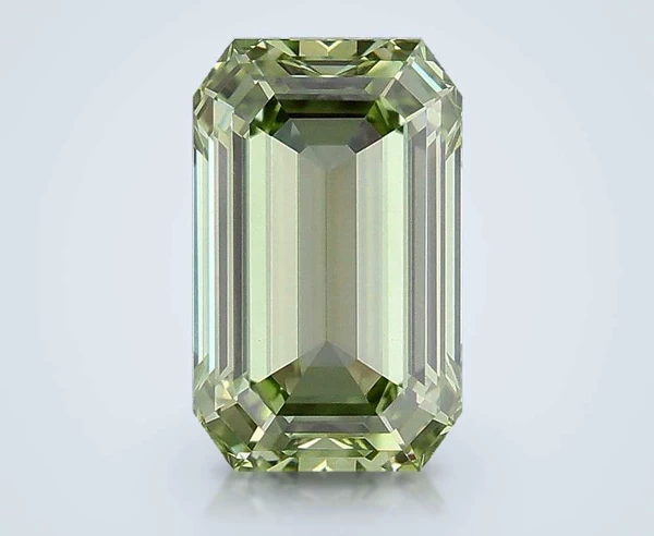 1.37 Carat · Green · Fancy Vivid · VVS2