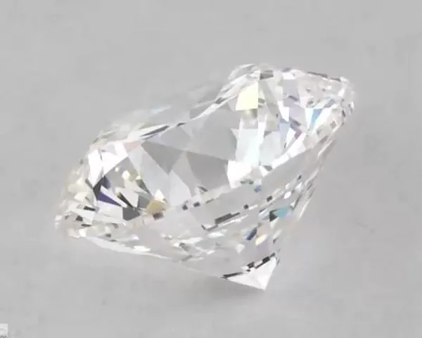 0.82 Carat · E · IF excellent Cut