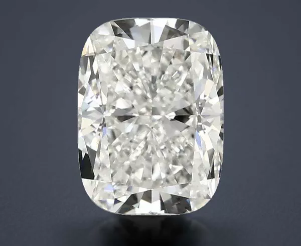 2.34 Carat · F · VVS2 Rare Carat Ideal Cut