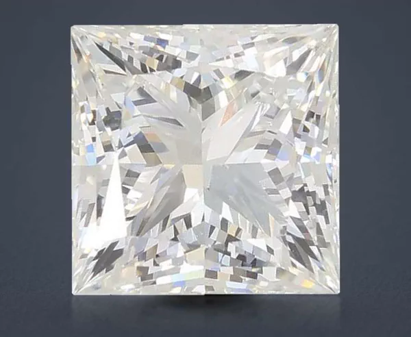 3.13 Carat · G · VS1 Rare Carat Ideal Cut