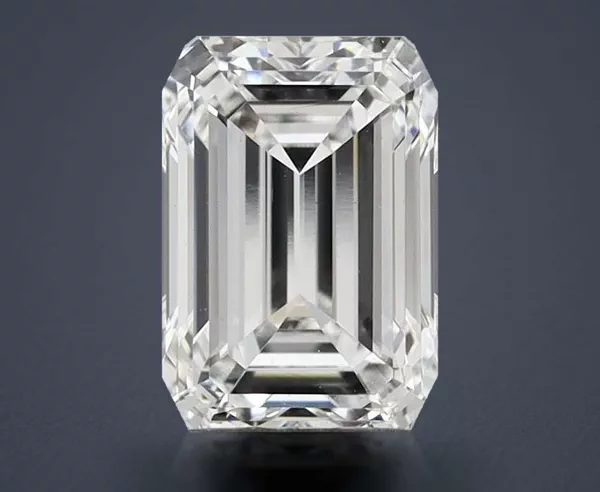 1.69 Carat · F · VVS2 Rare Carat Ideal Cut
